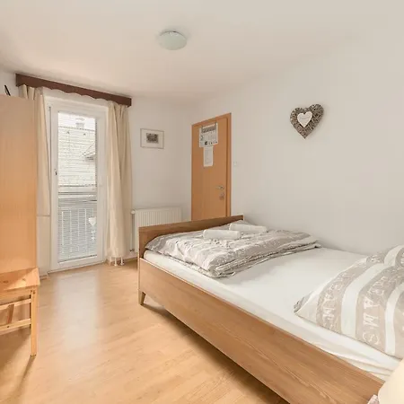 Mama Minka Hostal *