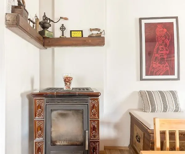 بيت شباب Mama Minka *